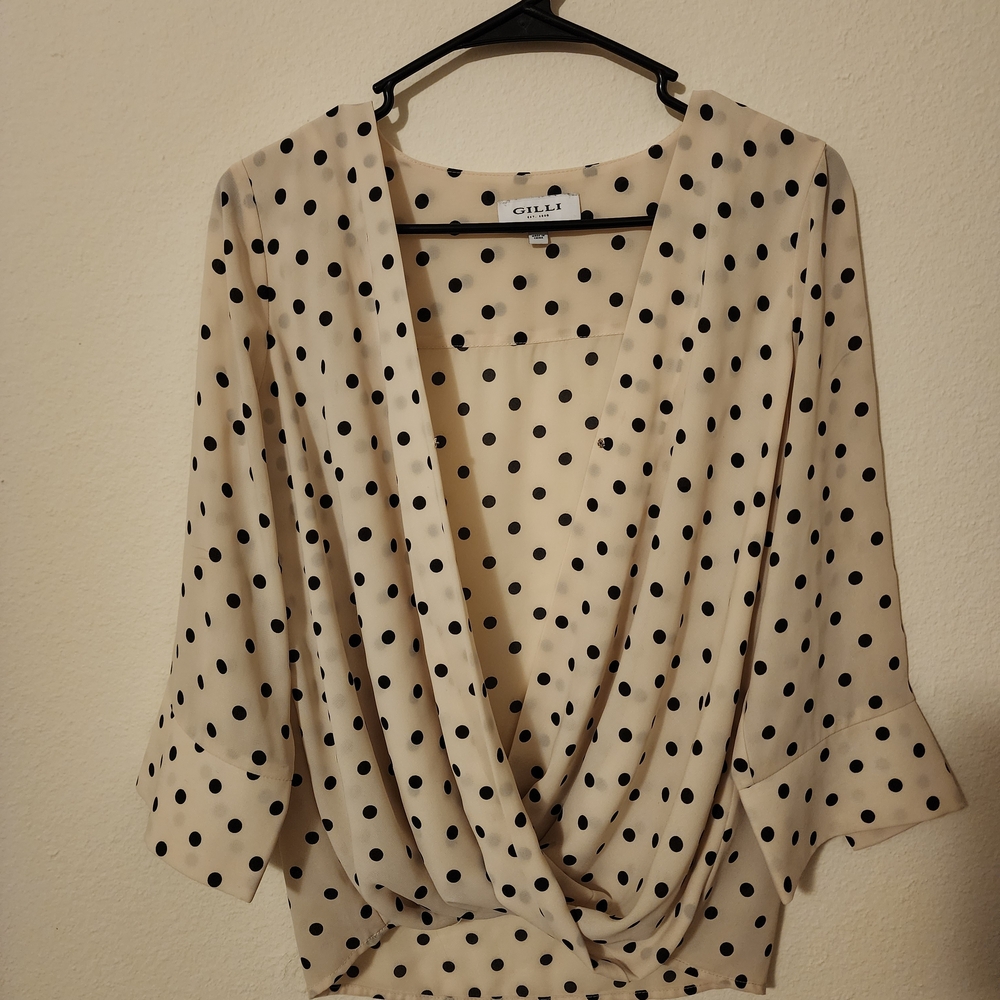 Gilli Beige Polka Dot Blouse